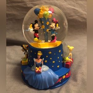 Disney Walt’s 100th Musical Birthday Water Globe